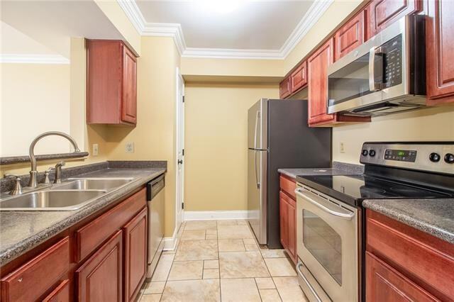 Photo - 1112 Windsor St