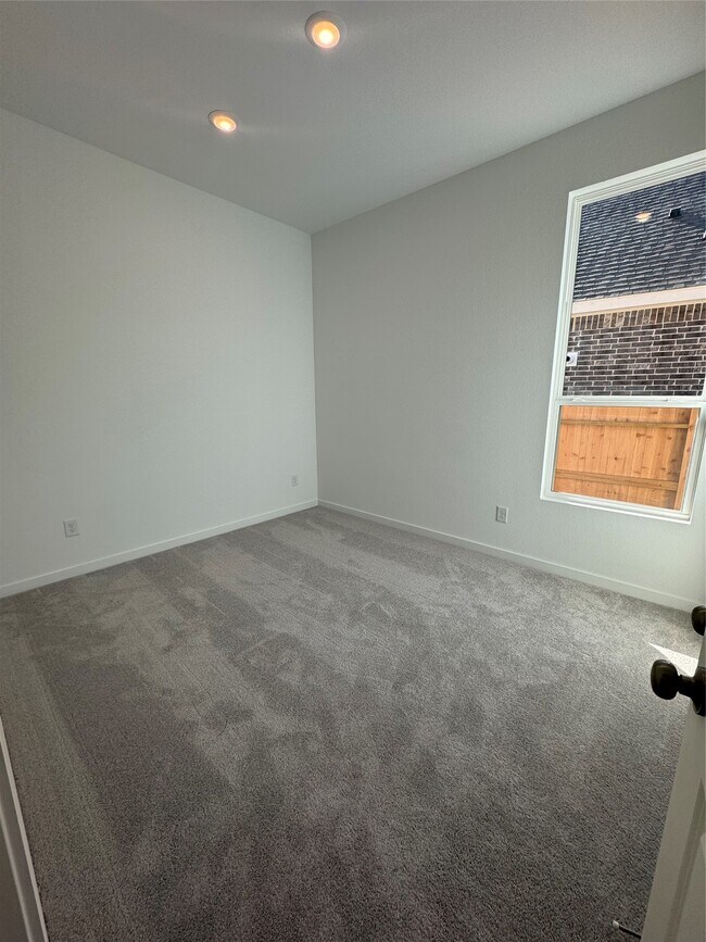 Building Photo - 16315 Mesquite Fld Dr