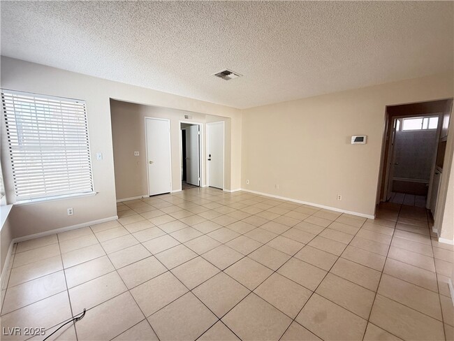 Photo - 6568 Gazelle Dr