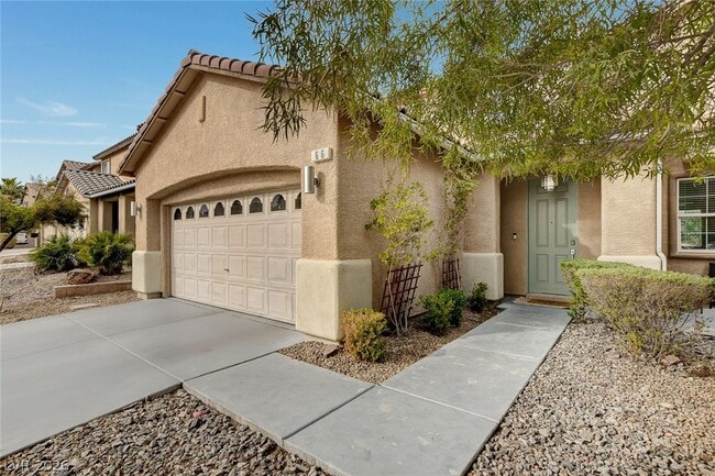 Photo - 66 Archer Glen Ave