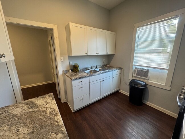 Photo - Beautiful Highland 2 Bedroom Apartment