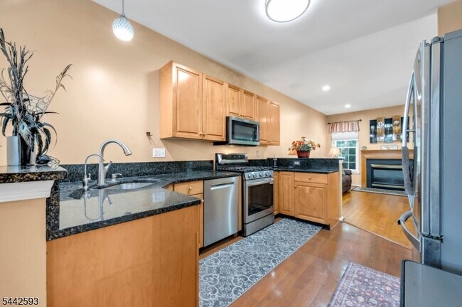 178 Crown Point Rd