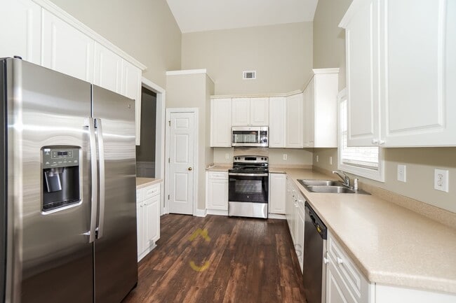 Photo - 4 bedroom 2 bath in Wescott of Summerville