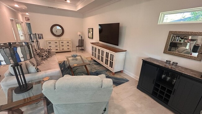 Photo - 1115 N B St