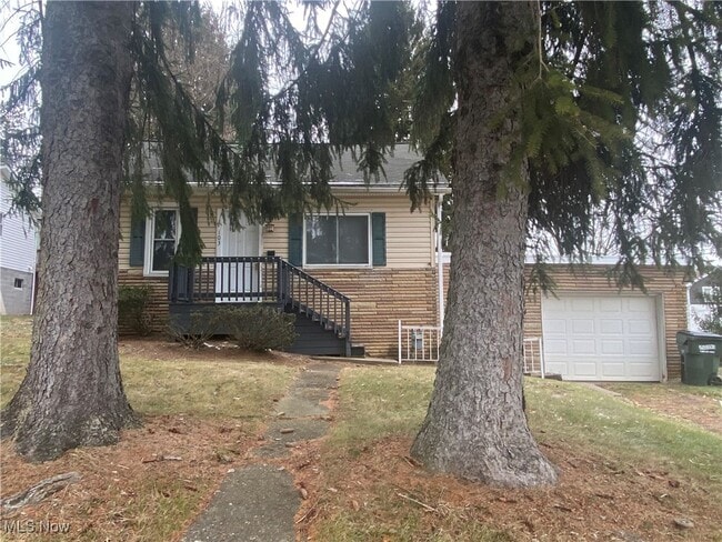 Photo - 103 Wallace St