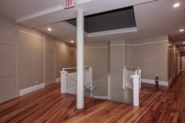 Photo - Kickapoo Apartments