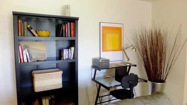 Habitación - University Village & Court Apartments