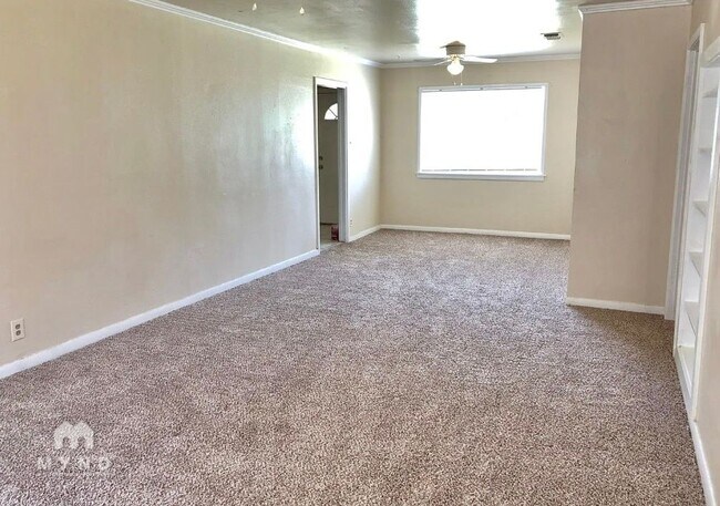 Photo - 3814 31st St