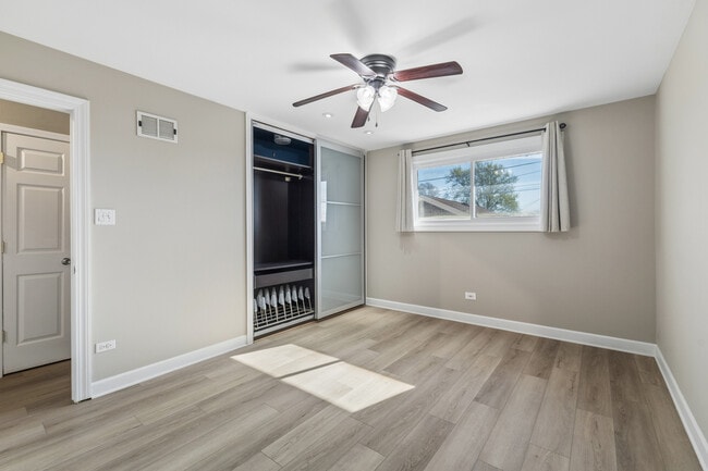 Photo - 16805 Hilltop Ave