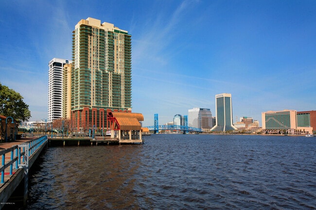 Building Photo - 1431 Riverplace Blvd Unit 2503