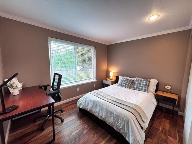 Building Photo - 9232 1st Dr SE