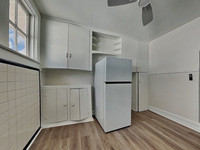 Photo - 2904 W Chestnut St