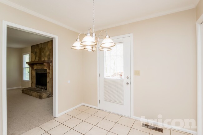 Photo - 234 Deerchase Dr