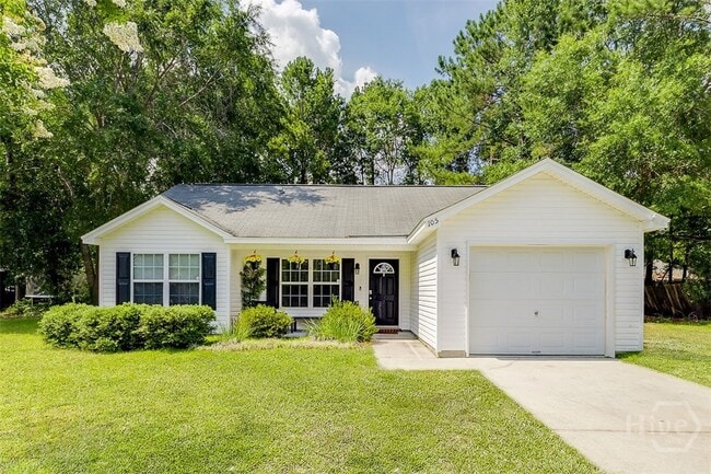 Photo - 105 Knotty Pine Cir House