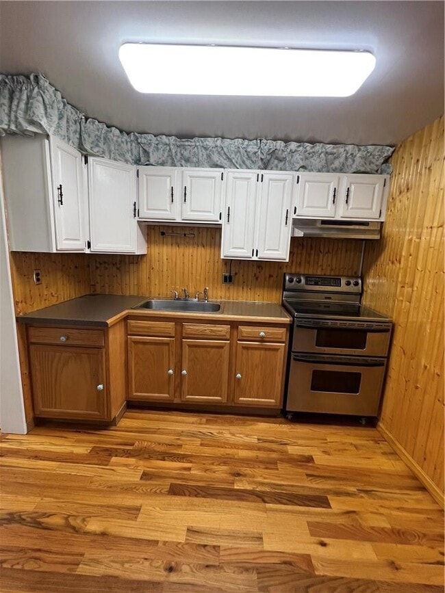 Building Photo - 207 Monhagen Ave Rental