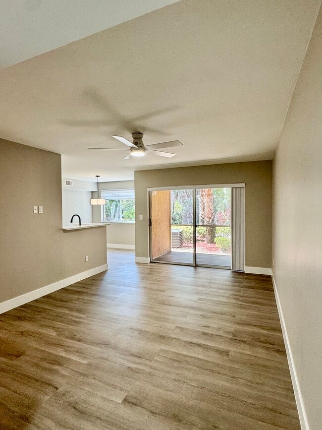 Building Photo - 1865 Florida Club Dr Unit 6108