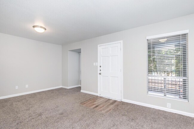 Photo - Falls of Maplewood Apartments