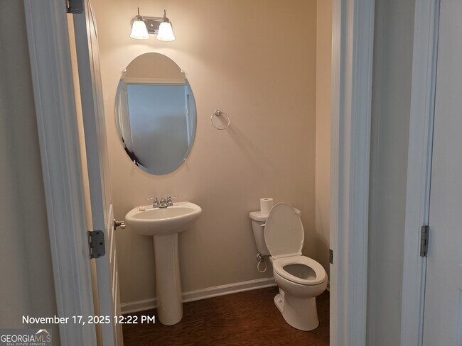 Photo - 381 Sandy Springs Dr