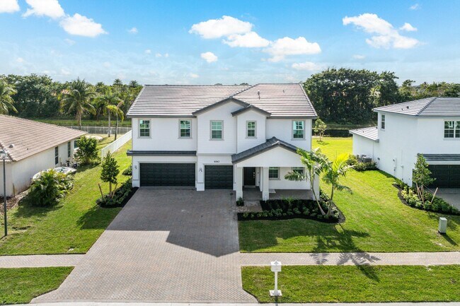 6843 Cobia Cir
