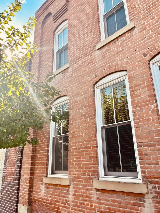 Photo - 214 S 2nd St