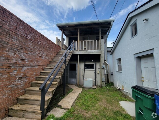 Building Photo - 1 Bed/1 Bath Rental