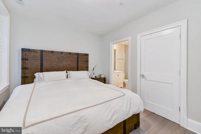 Photo - 3921 Fulton St NW