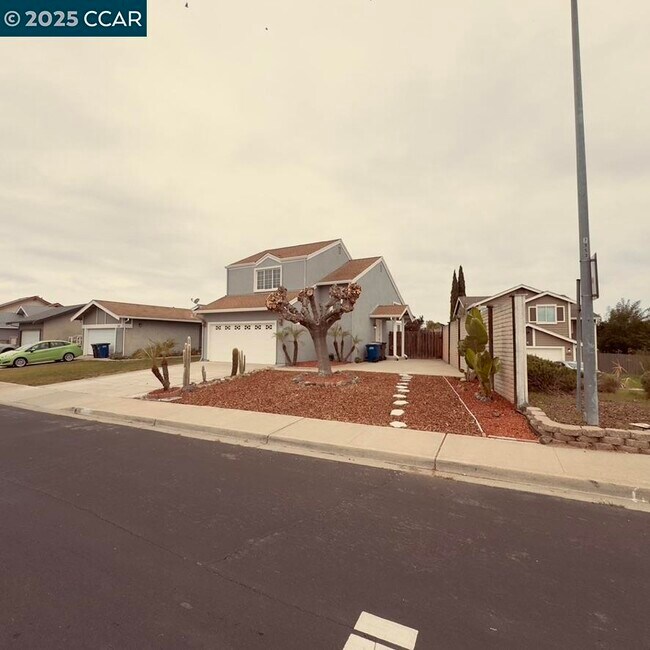 Photo - 202 Almondtree Ln