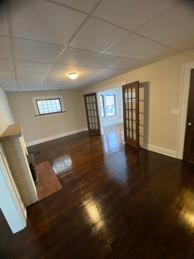 Photo - 2420 Plum St