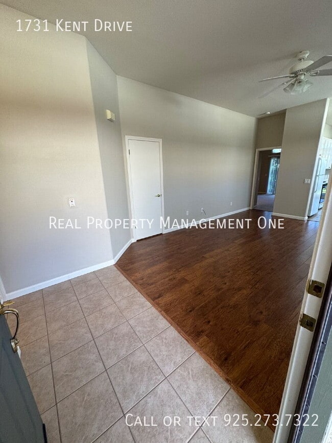 Photo - 1731 Kent Dr