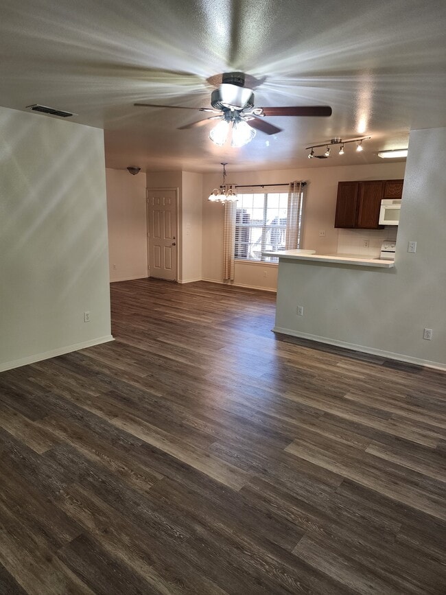 Photo - 1141 Woodlands Park Dr