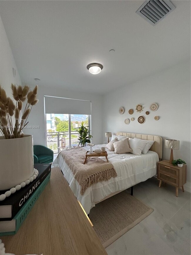 1010 SW 69th Ave Unit 104