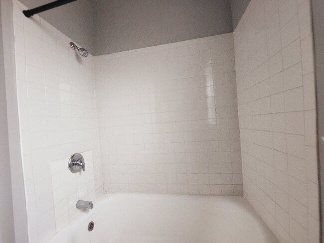 Photo - 3723 W Grand Ave Unidad 2