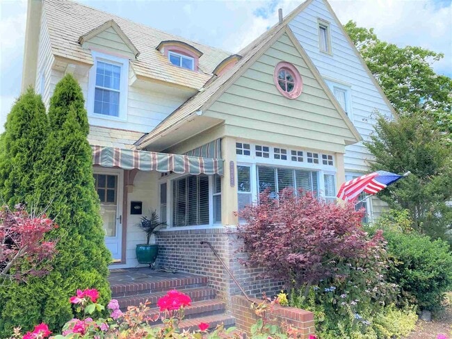 Photo - 7207 Ventnor Ave Casa
