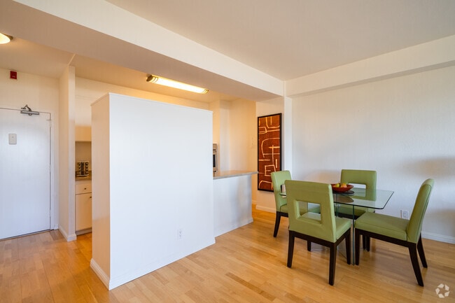 Dining Area - 1333 Gough Apartments at Cathedral Hill