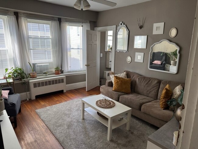 Building Photo - 112 Brown St Unit 112 Brown St Apt #1