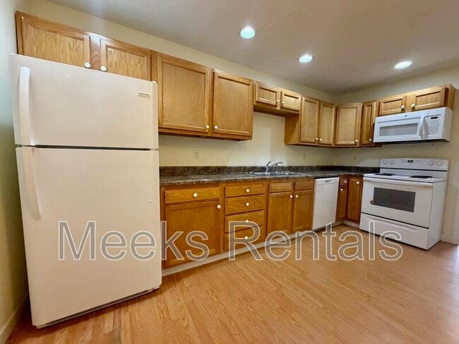 Photo - 410 Mill Rd Unit 410