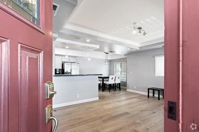 Building Photo - 108 Balbach St Rental