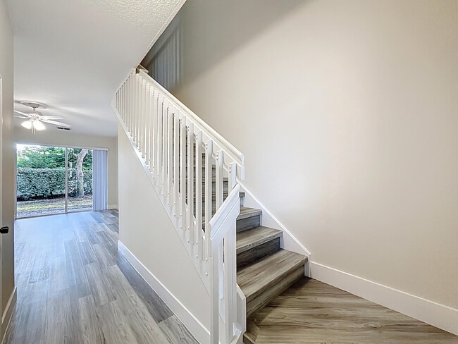 Photo - 1010 Seminole Palms Dr