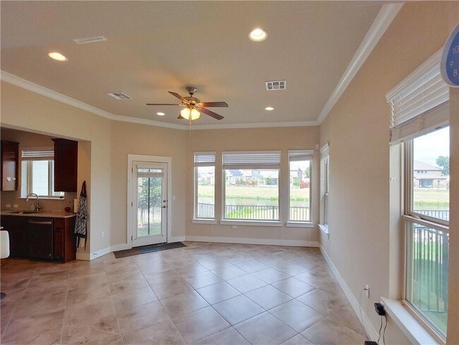 Photo - 9303 McKnight Lp