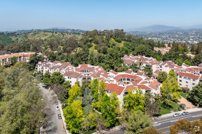 Photo - Linden Heights Condominium