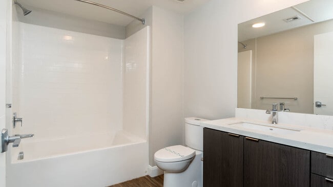 Bathroom - Mara Pacific Beach