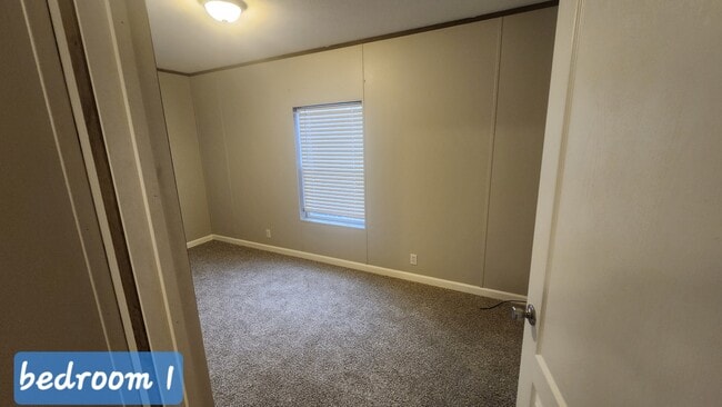 Photo - 111 Sir Williams Ct