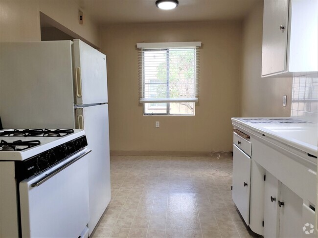Building Photo - Normal Heights Duplex Available now! Unit 4373 Rental