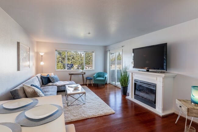 13203 97th Ave E Unit 302