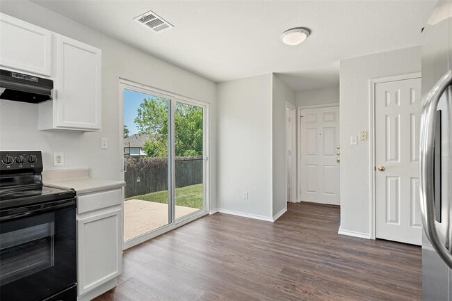 Photo - 1616 Windy Park Ct