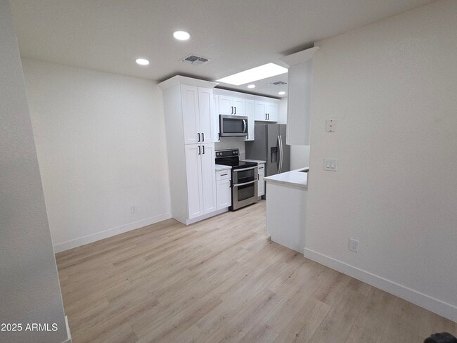 Photo - 95 N Cooper Rd