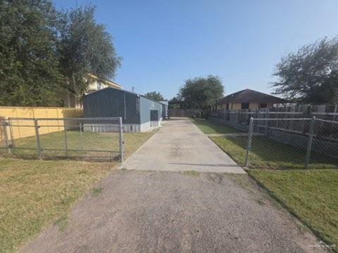 1718 E Juarez Ave