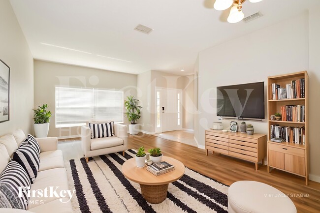 Photo - 1242 Longville Cir