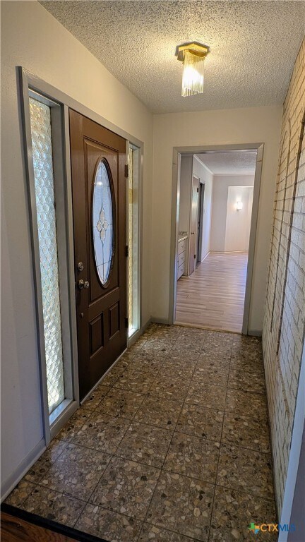 Photo - 114 Chaparral St