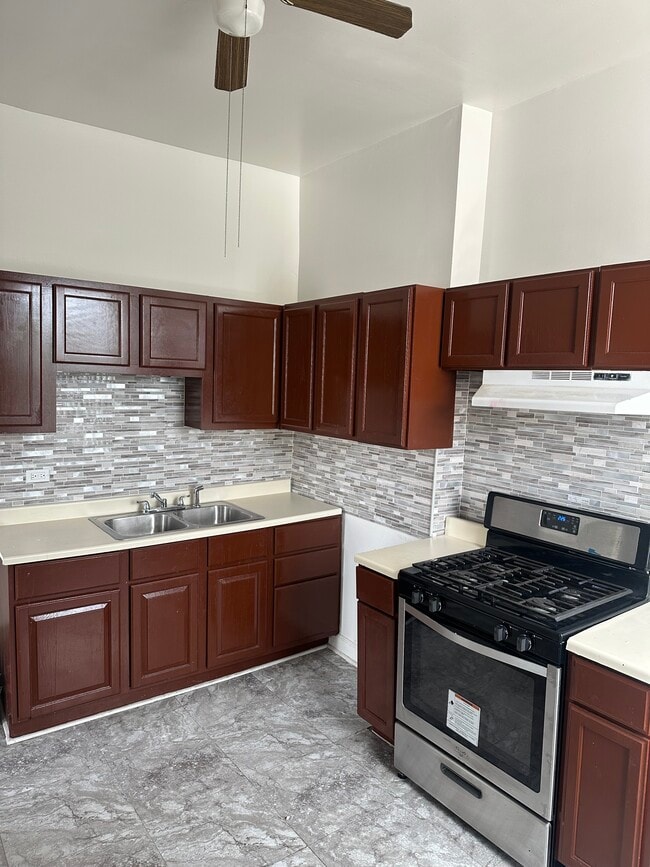 Building Photo - 6506 S Yale Ave Unit 3 Rental